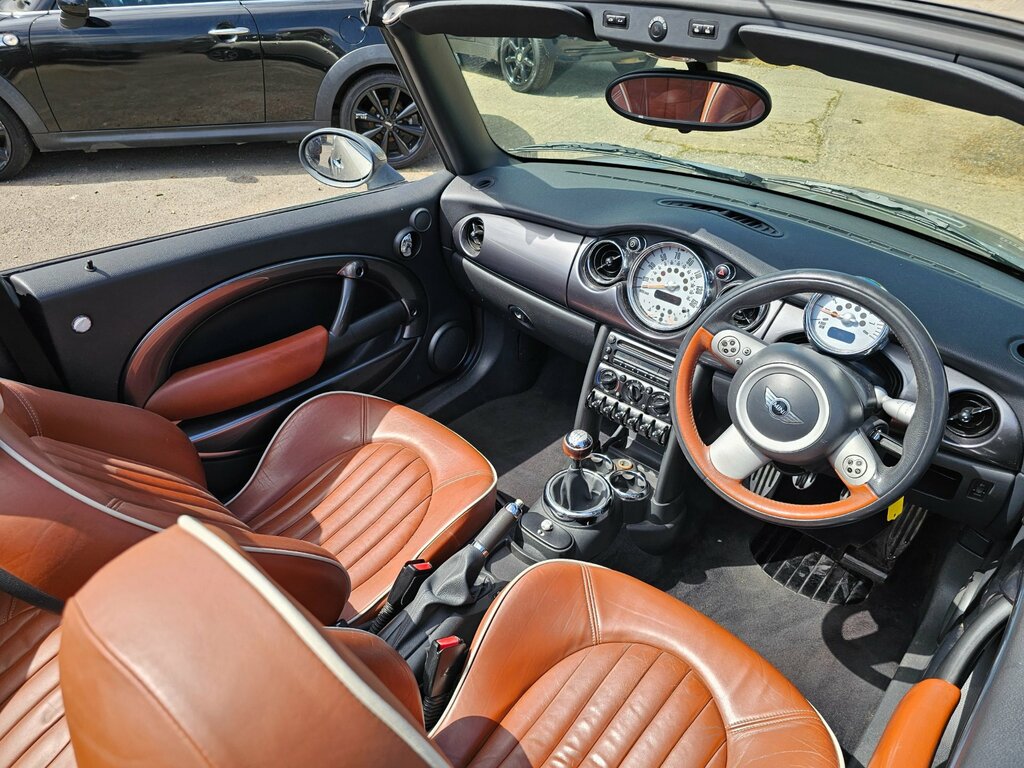 Mini Convertible 1.6 Cooper S Sidewalk Convertible Manua Silver #3