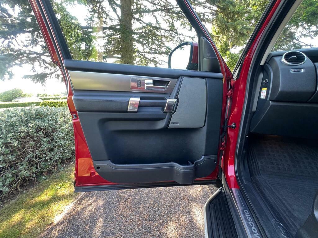 Land Rover Discovery 4 Suv Black #56