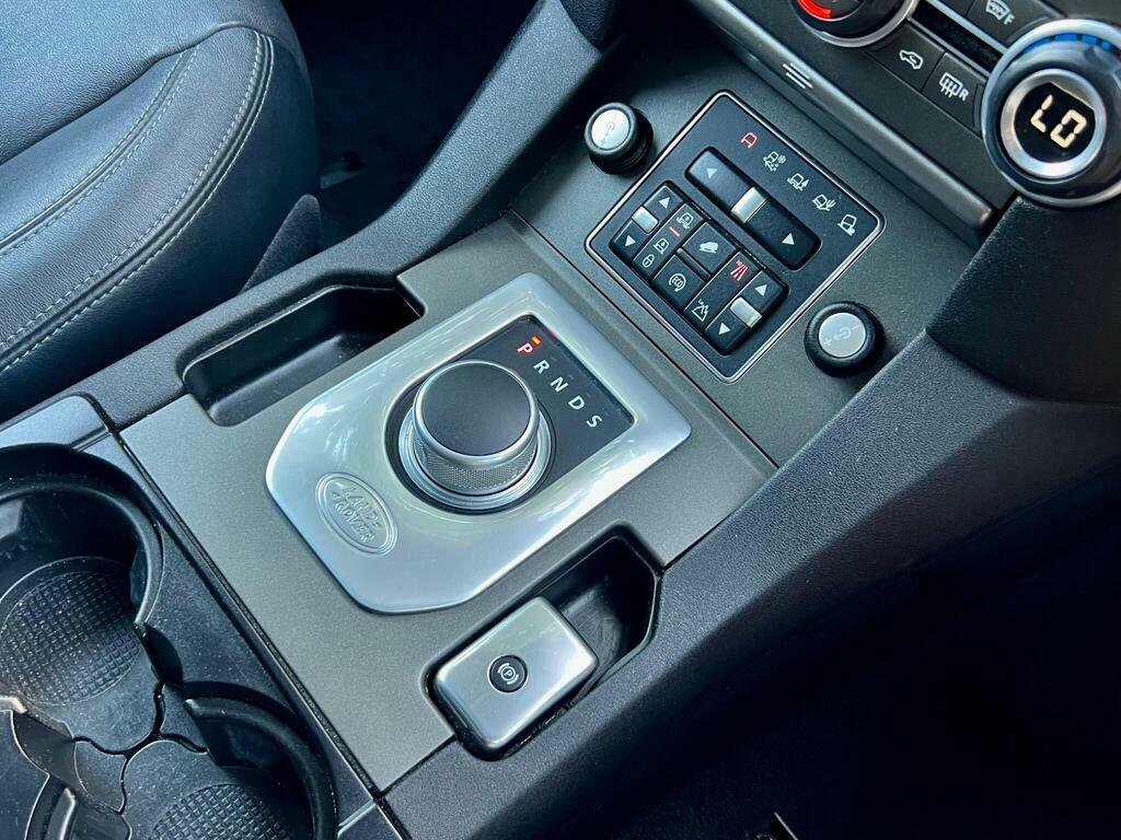 Land Rover Discovery 4 Suv Black #35
