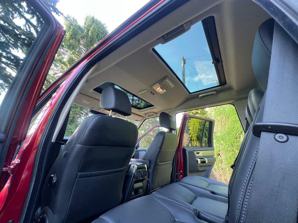 Land Rover Discovery 4 Suv Black #25