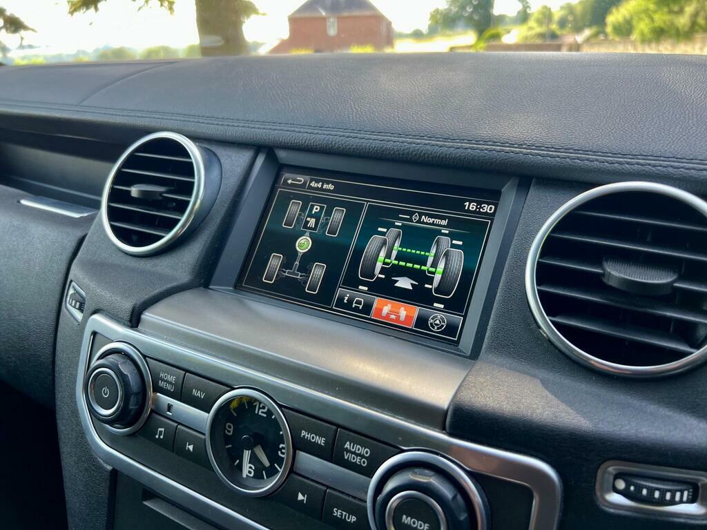 Land Rover Discovery 4 Suv Black #32