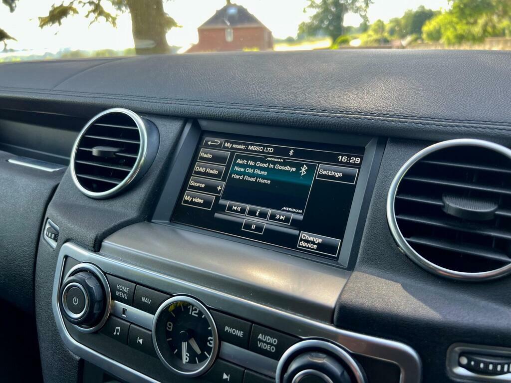 Land Rover Discovery 4 Suv Black #30