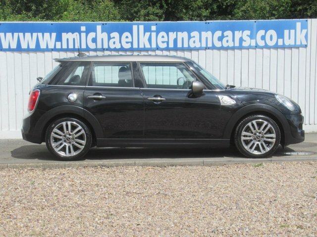 Mini Hatch 2.0 Cooper S Seven Hatchback Eur GV17DBY Black #2