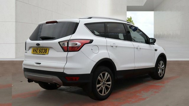Ford Kuga 1.5 Tdci Zetec Suv Euro 6 S S White #4