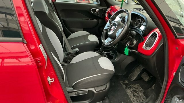 Fiat 500L Mpv Red #11