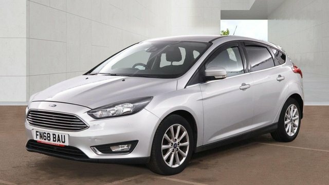 Ford Focus 1.5 Tdci Titanium Hatchback Euro Silver #2
