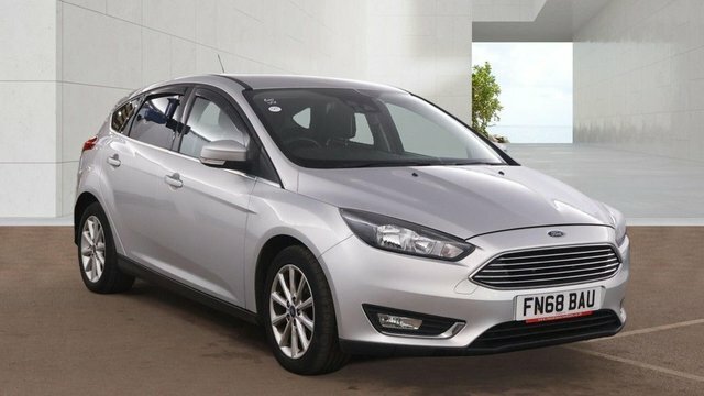 Ford Focus 1.5 Tdci Titanium Hatchback Euro Silver