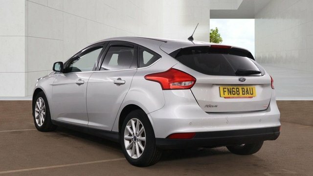 Ford Focus 1.5 Tdci Titanium Hatchback Euro Silver #3