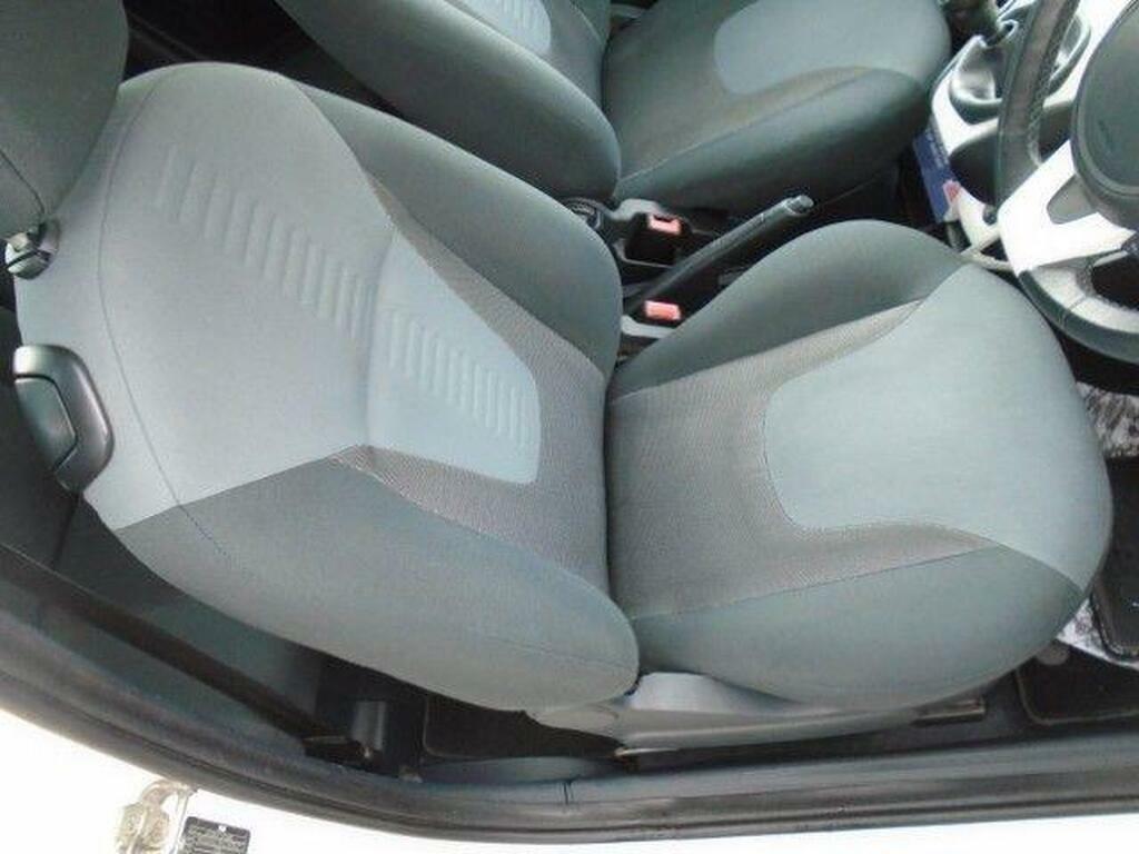 Ford KA 1.2L Zetec 69 Bhp White #24