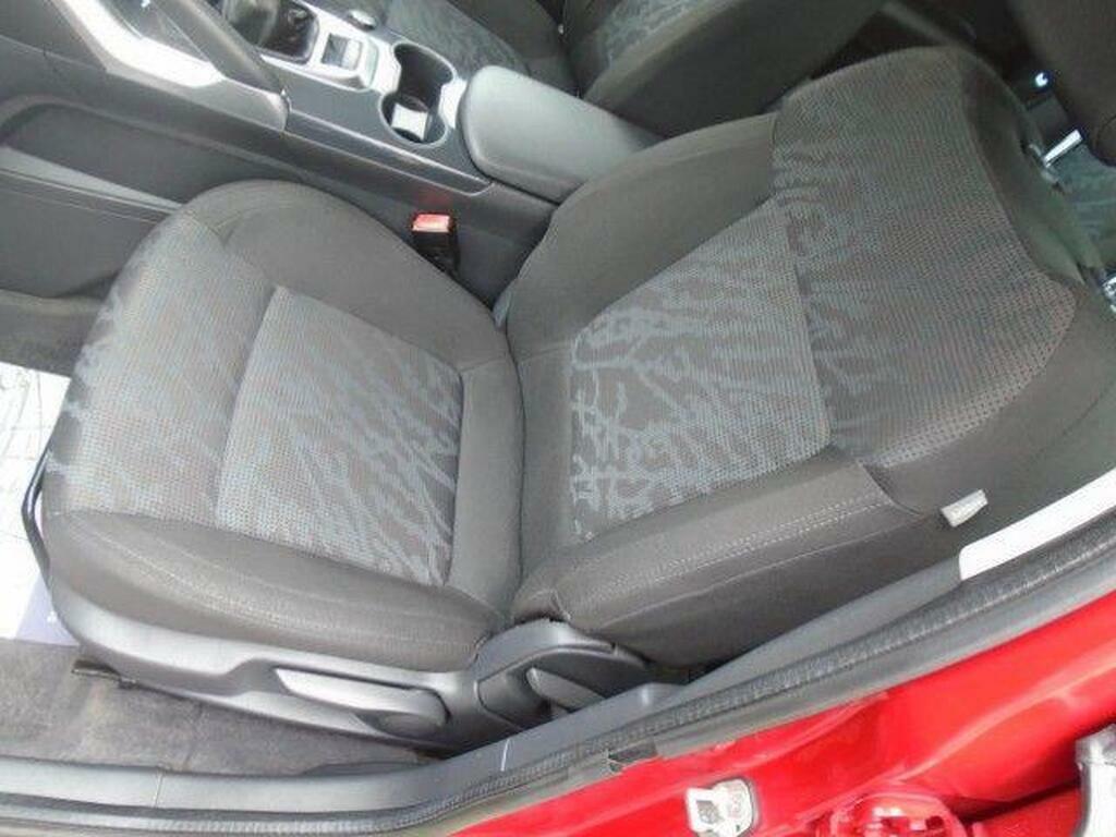 Peugeot 3008 Active Silver #27