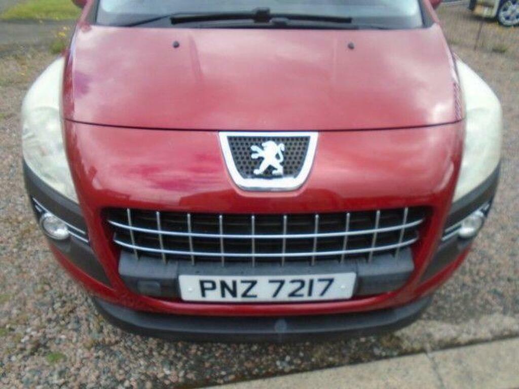 Peugeot 3008 Active Silver #2