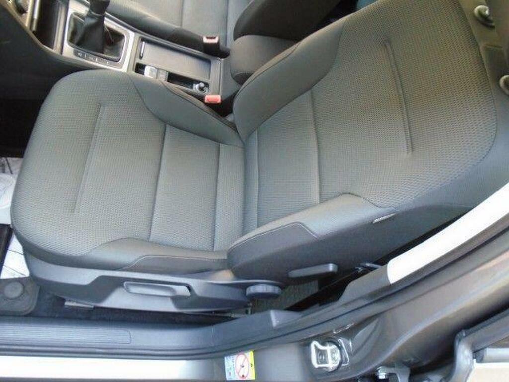Volkswagen Golf 2.0 Tdi Se  #28