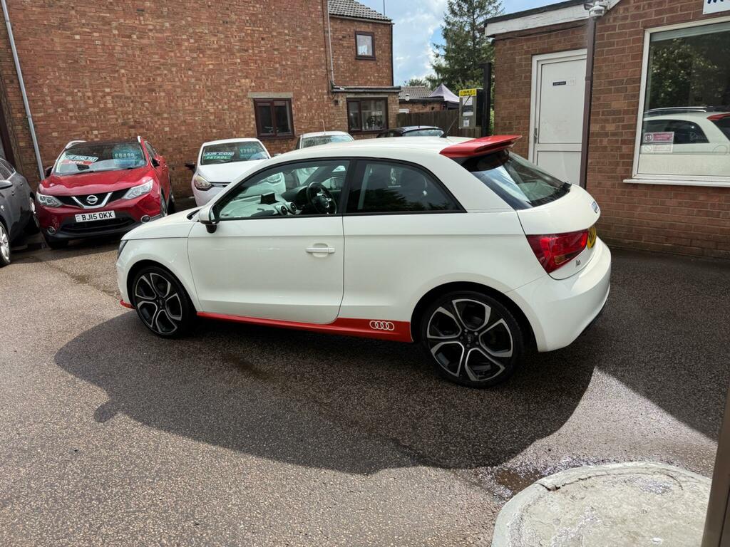 Audi A1 2.0 Tdi Black Edition White #14