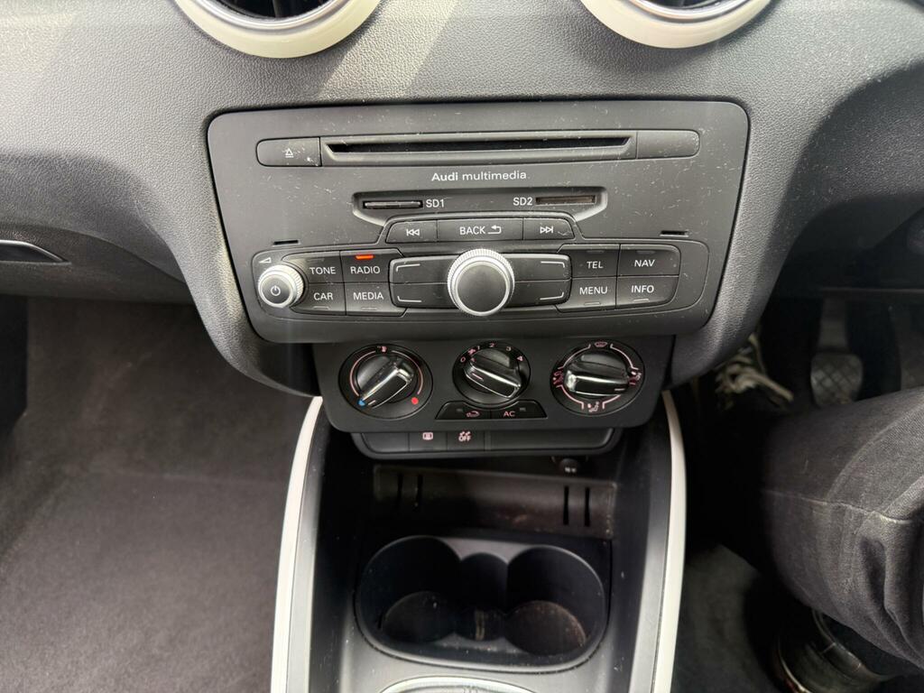 Audi A1 2.0 Tdi Black Edition White #7