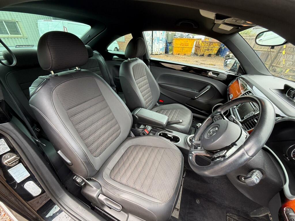 Volkswagen Beetle 2.0 Tdi Fender Euro 5 Black #6