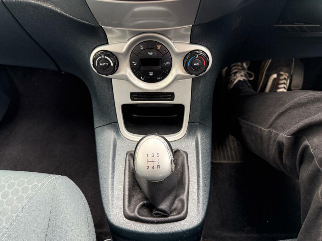 Ford Fiesta 1.4 Titanium  Silver #6