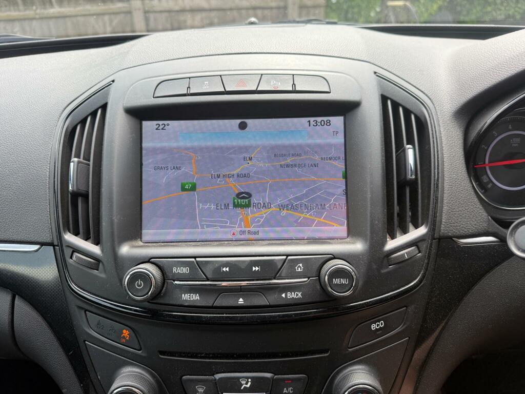 Vauxhall Insignia 2.0 Cdti Sri VX Line Nav Sports Tourer Euro 6 Ss White #5