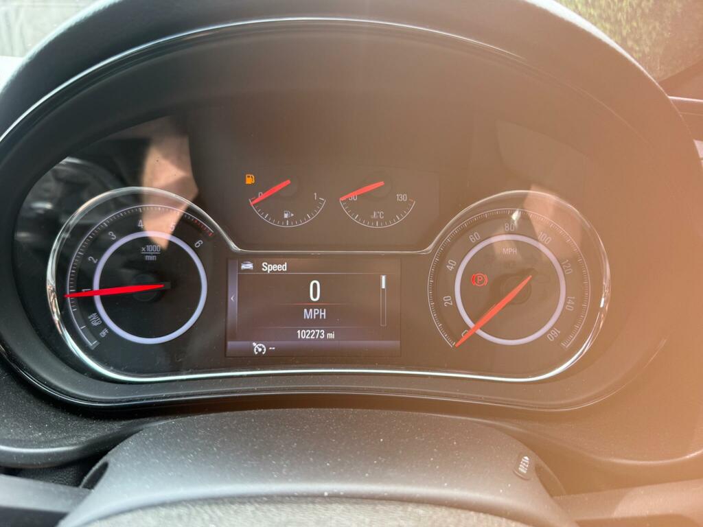 Vauxhall Insignia 2.0 Cdti Sri VX Line Nav Sports Tourer Euro 6 Ss White #4