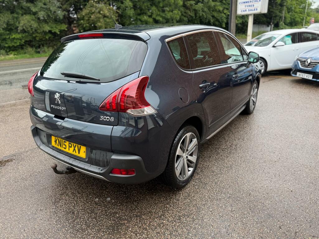Peugeot 3008 1.6 Hdi Active - Hatchback #12