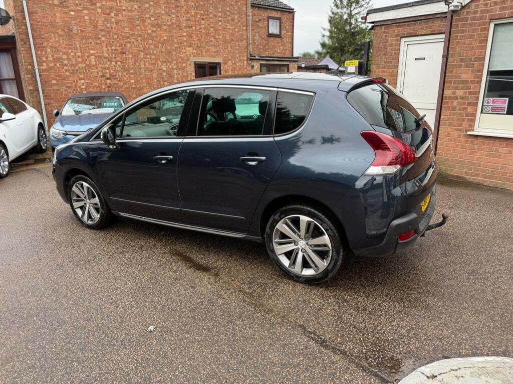 Peugeot 3008 1.6 Hdi Active - Hatchback #14