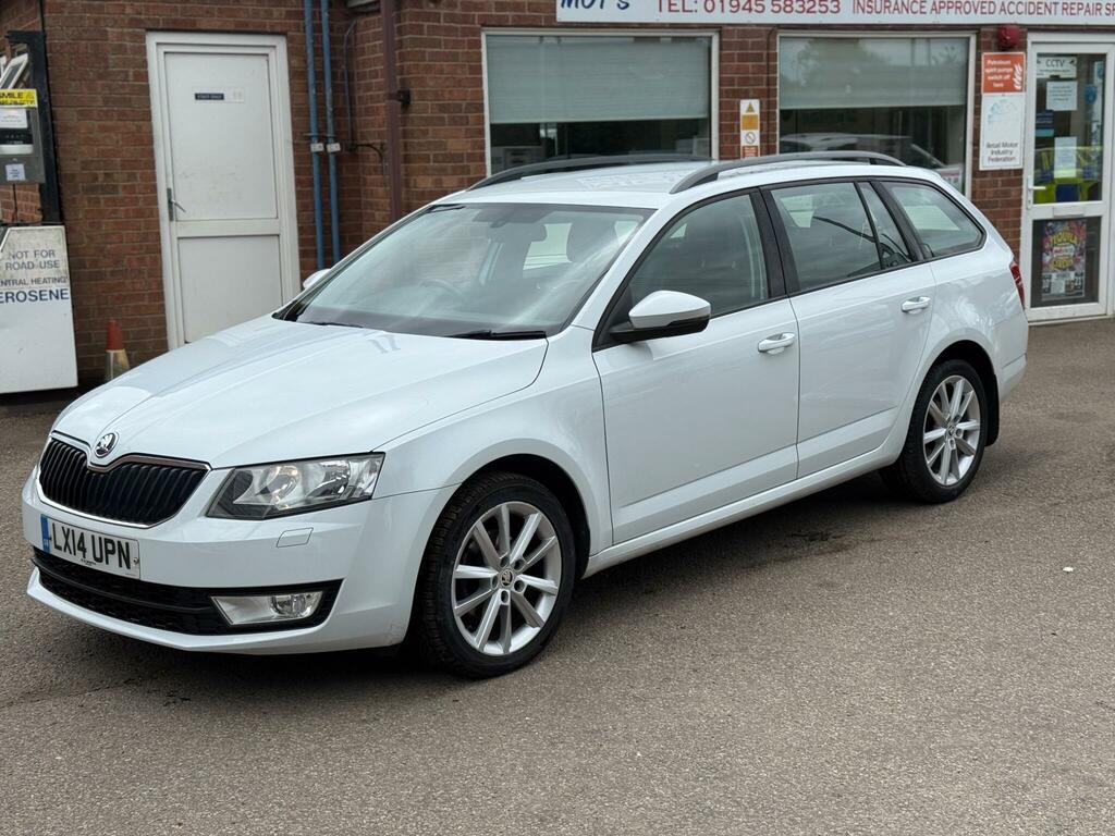 Skoda Octavia 1.6 Tdi Elegance Euro 5 Ss White #6