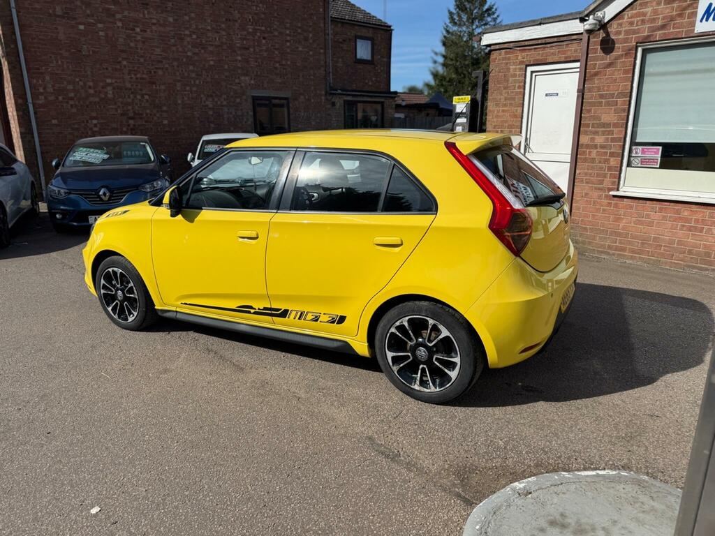 MG MG3 1.5 Vti-tech 3Form Sport Euro 5 Red #11