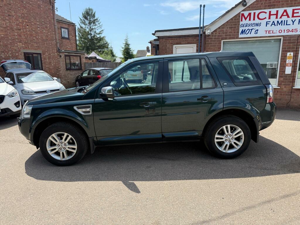 Land Rover Freelander 2 Suv 2.2 Td4 Dynamic 4Wd Euro 5 Ss 201313 White #13