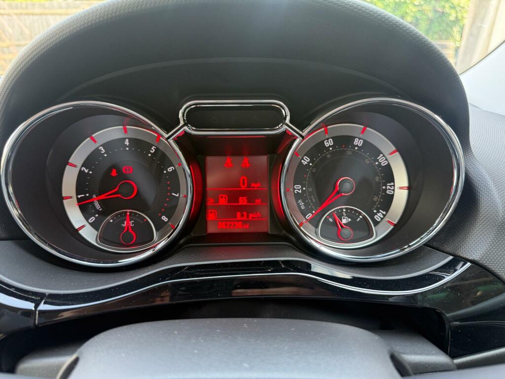 Vauxhall Astra 1.6 Cdti Ecoflex Design Sports Tourer Euro 6 Ss Red #4
