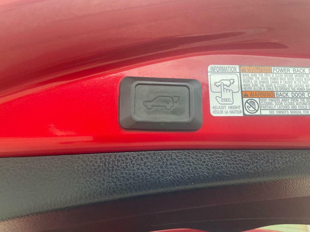 Toyota Rav 4 Invincible D-4d Red #35