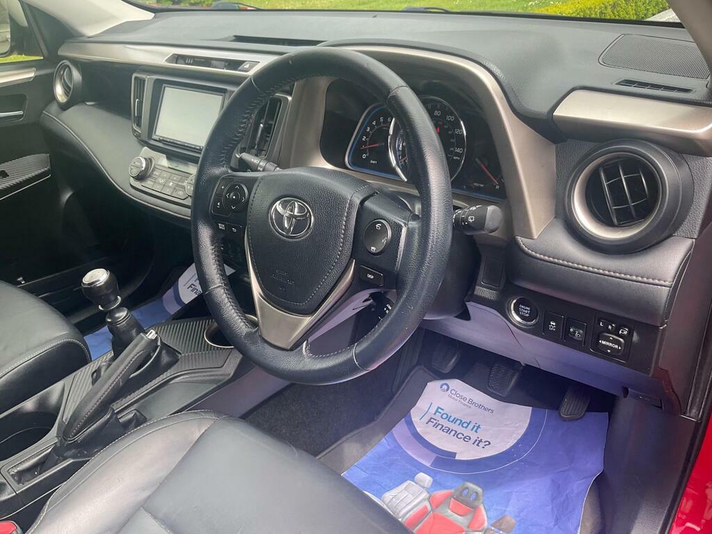 Toyota Rav 4 Invincible D-4d Red #21