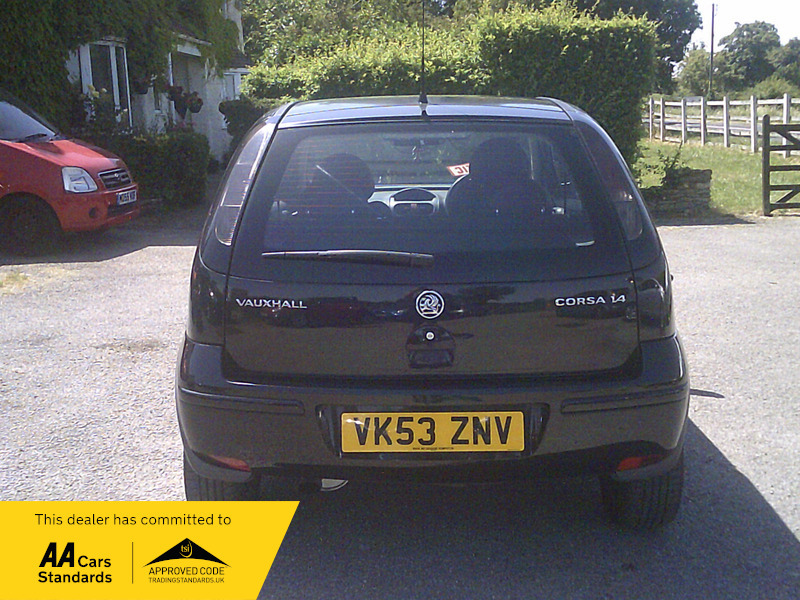 Vauxhall Corsa 1.2I 16V Sxi Black #9