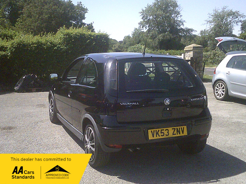 Vauxhall Corsa 1.2I 16V Sxi Black #8