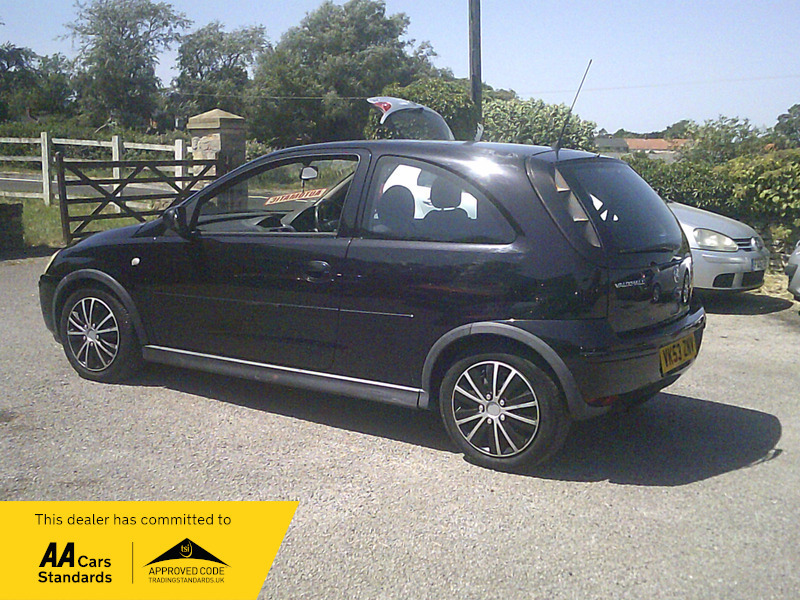 Vauxhall Corsa 1.2I 16V Sxi Black #7