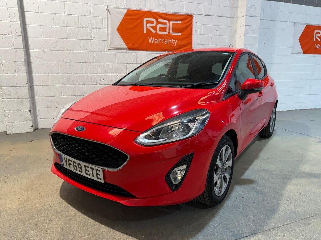 Ford Fiesta 1.1 Trend Red