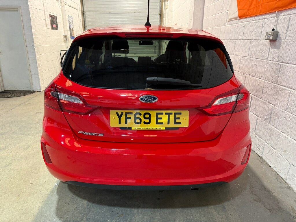 Ford Fiesta 1.1 Trend YF69ETE Red #4