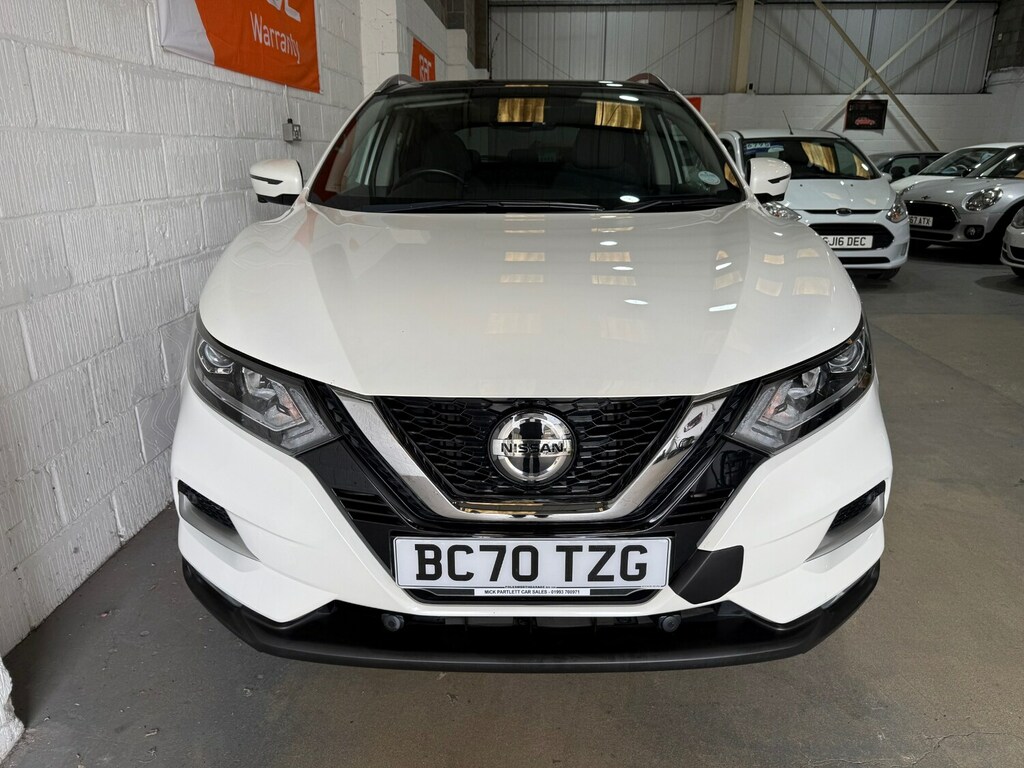 Nissan Qashqai 1.3 Dig-t 160 157 N-connecta Dct Glass Roof BC70TZG White #6
