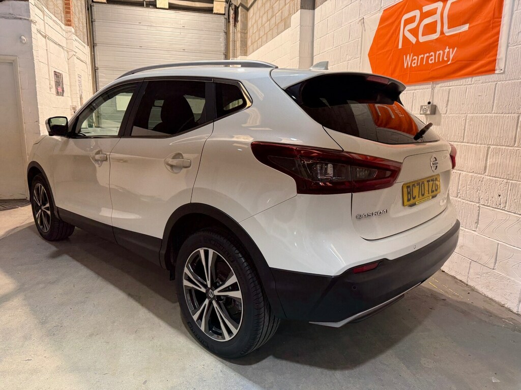 Nissan Qashqai 1.3 Dig-t 160 157 N-connecta Dct Glass Roof BC70TZG White #3