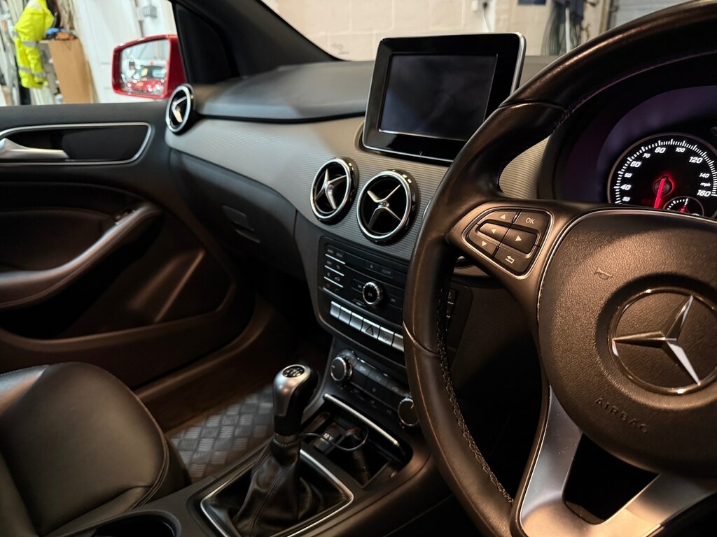 Mercedes-Benz B Class 1.6 B180 Se Executive 121 Bhp Silver #11