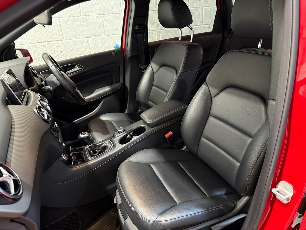 Mercedes-Benz B Class 1.6 B180 Se Executive 121 Bhp Silver #13