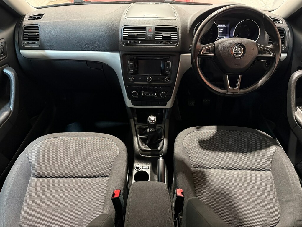 Skoda Yeti Tdi Elegance Silver #9
