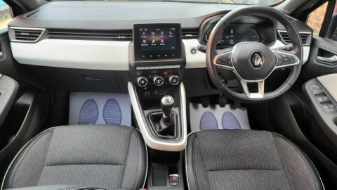 Renault Clio Techno Tce NL72FFA #5