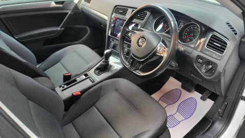 Volkswagen Golf Se Tsi Bluemotion GM17GVE #2