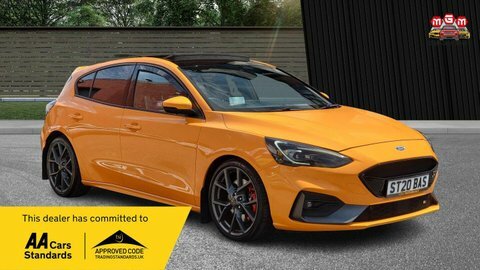 Ford Focus St Orange