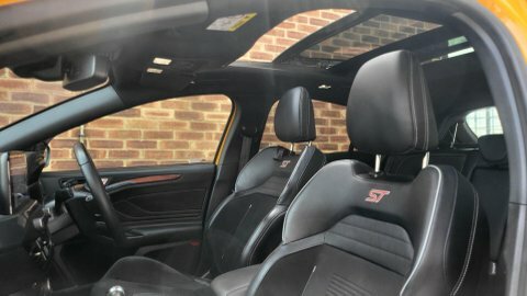 Ford Focus St Orange #2