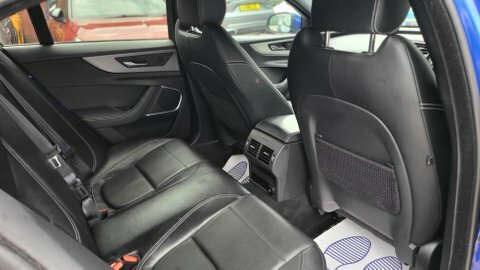 Jaguar XE 2.0 D200 Mhev R-dynamic Se Black Saloon Black #20