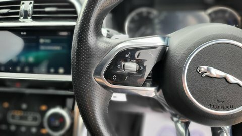 Jaguar XE 2.0 D200 Mhev R-dynamic Se Black Saloon Black #21