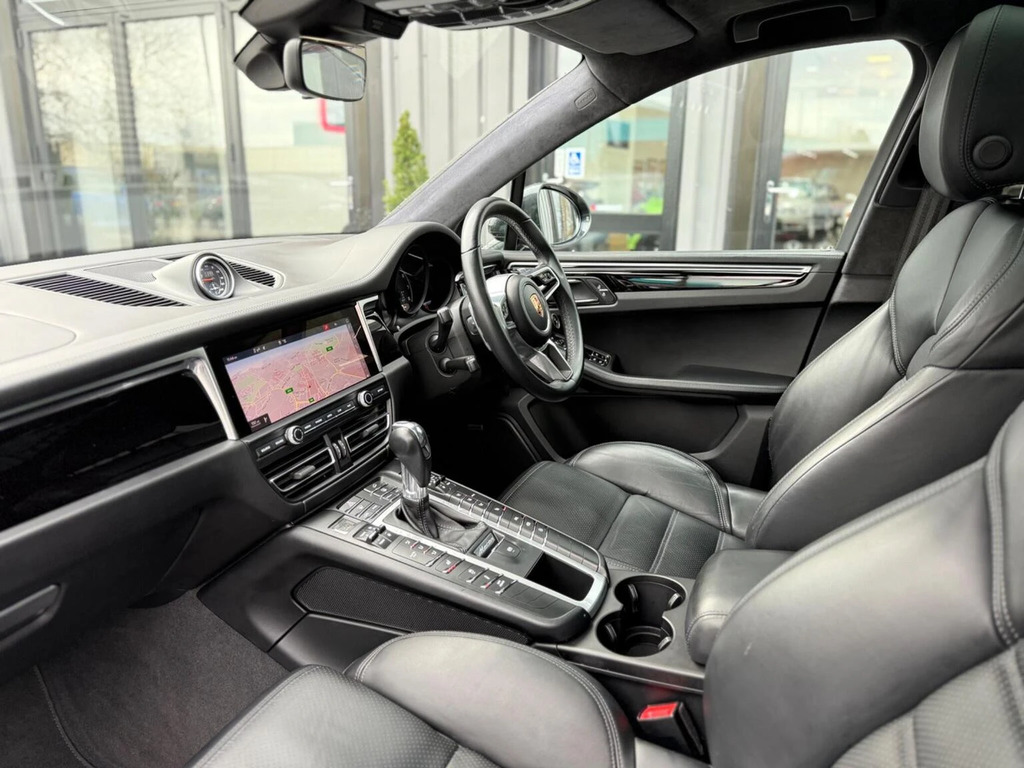 Porsche Macan 2.9T V6 Turbo Pdk 4Wd Euro 6 Ss FJ20WCM Grey #2
