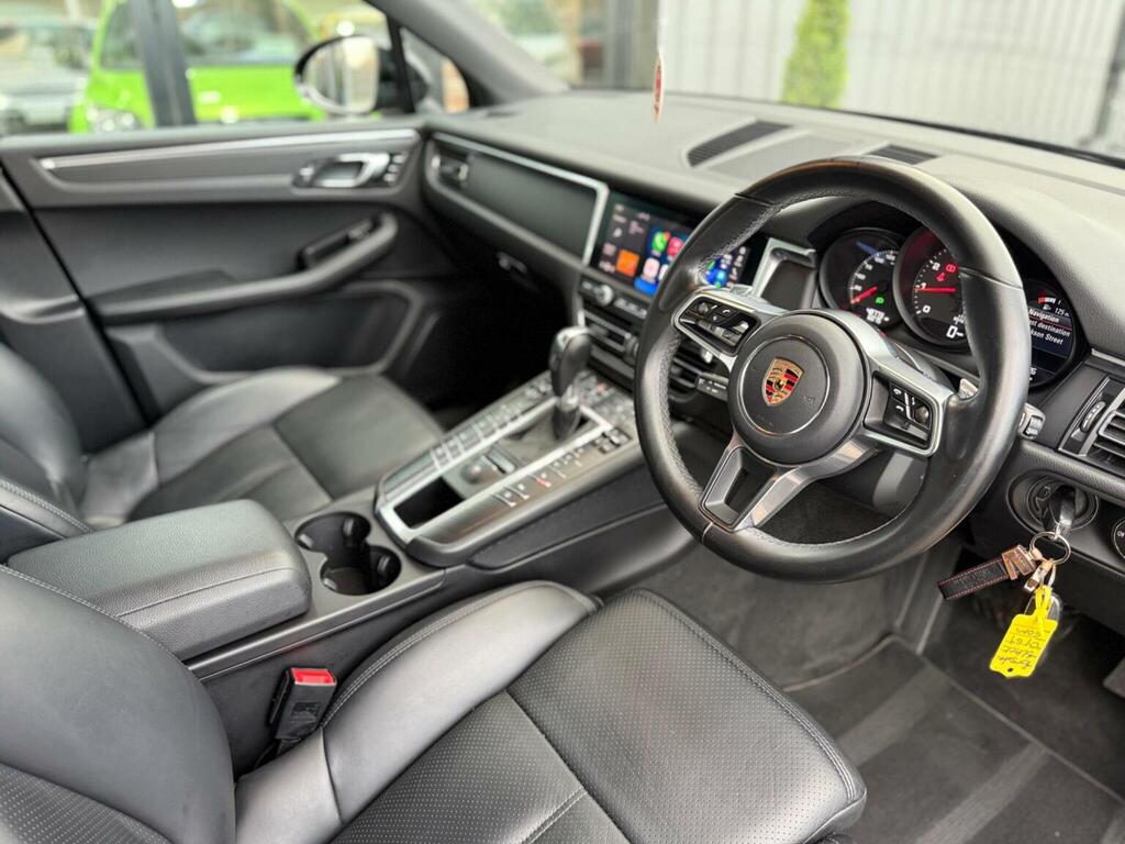 Porsche Macan 2.0T Pdk 4Wd Euro 6 Ss LY69EOM Black #4