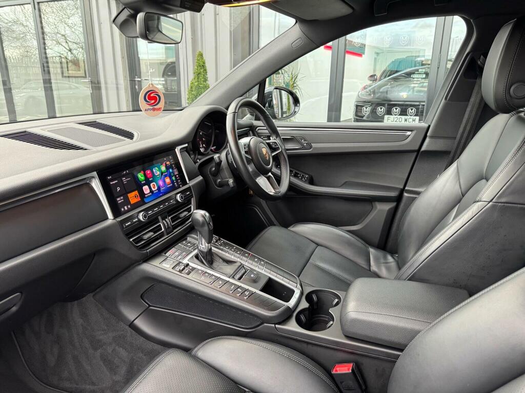 Porsche Macan 2.0T Pdk 4Wd Euro 6 Ss LY69EOM Black #2