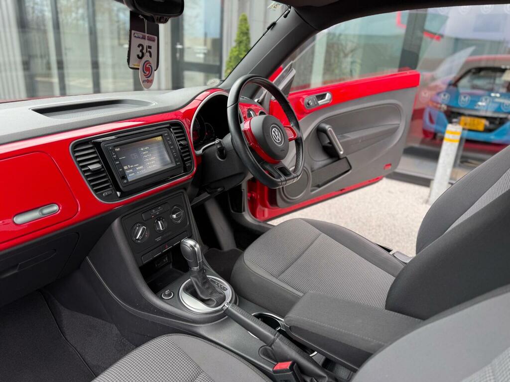Volkswagen Beetle 1.2 Tsi Design Dsg Red #2